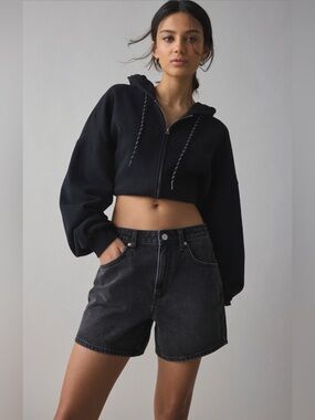 BDG Indie mid-rise denim shorts